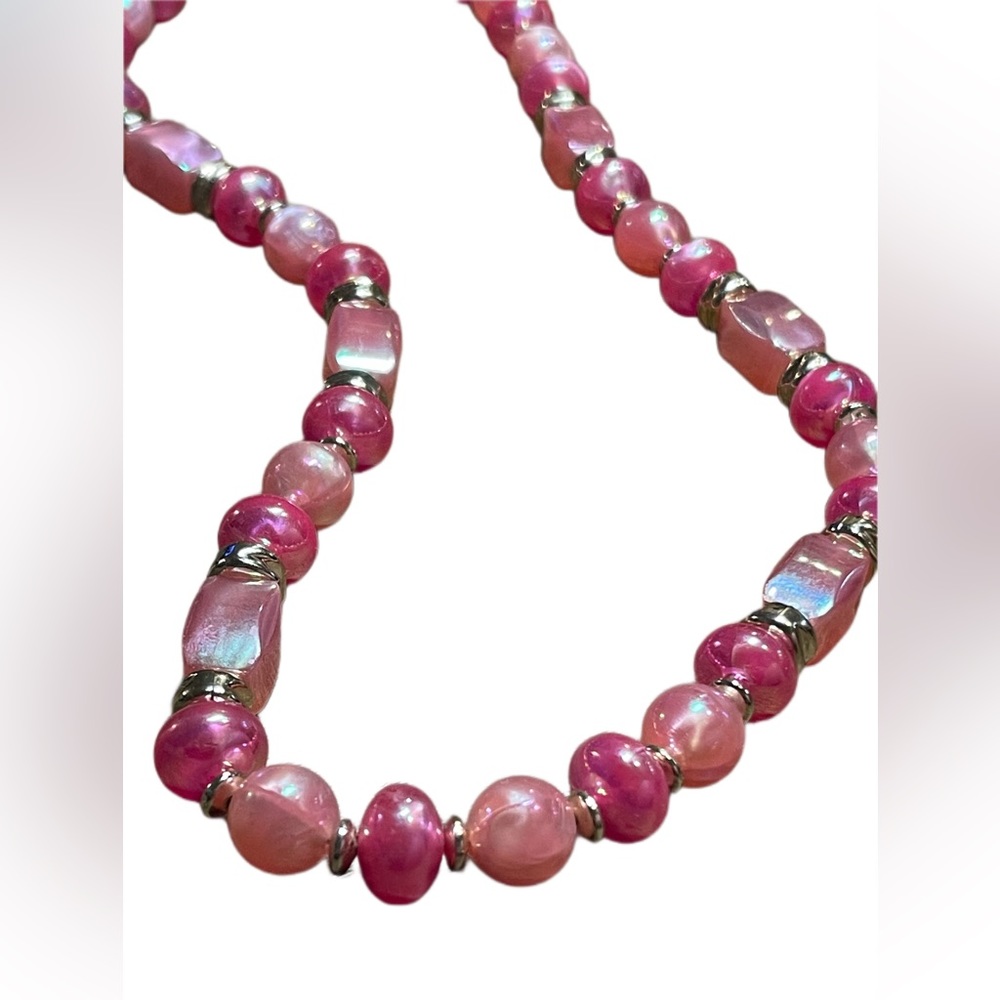 80s/90s frosted pink and gold acrylic beaded necklace